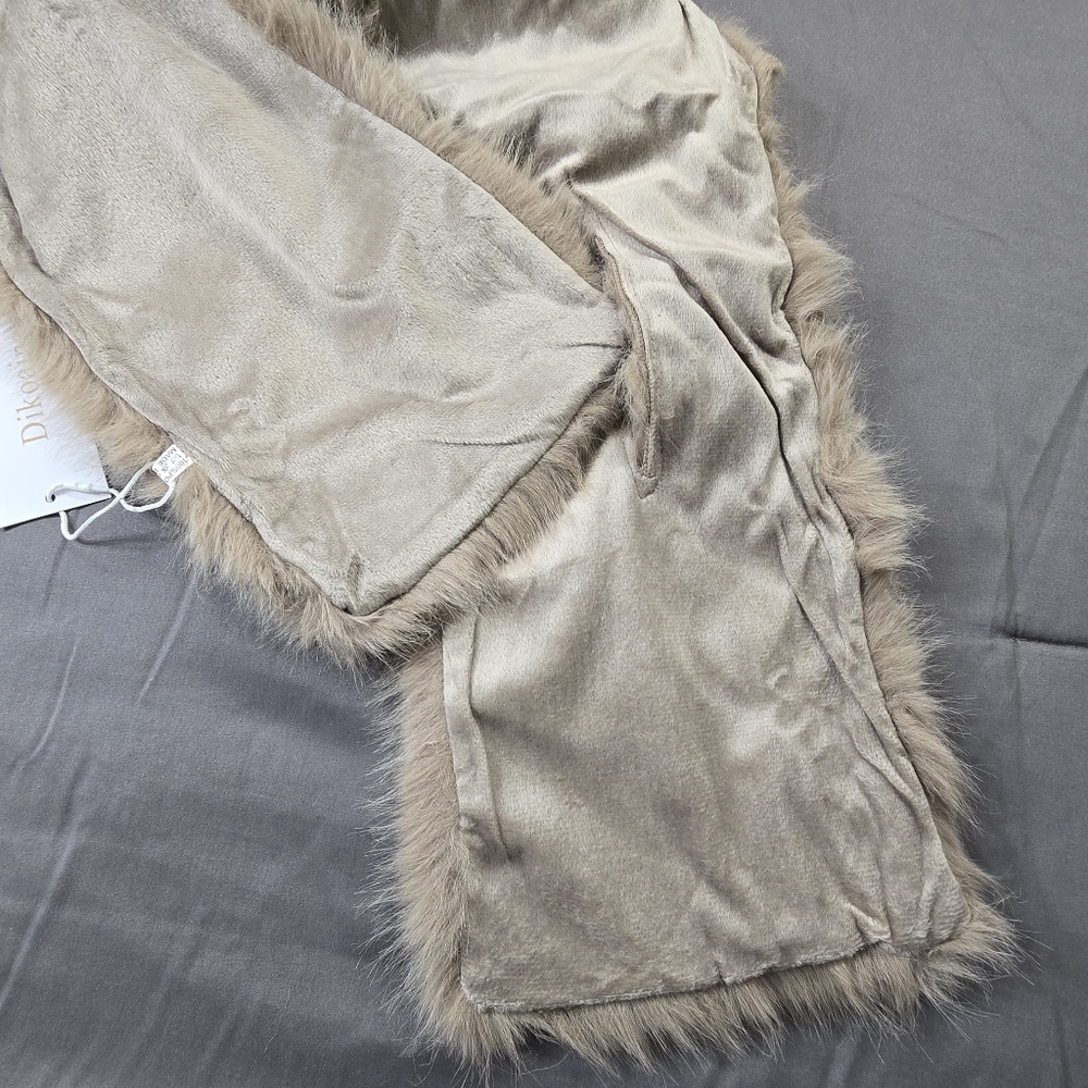 Dikoaina Women’s Winter Faux Fur Scarf Wrap  Collar Shawl Shrung Tan - Picture 3 of 8